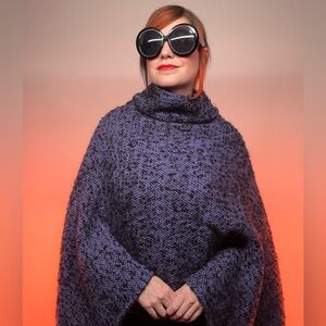 CHIARA FRANCESCHETTI / Purple & Black Sweater Poncho / One Size